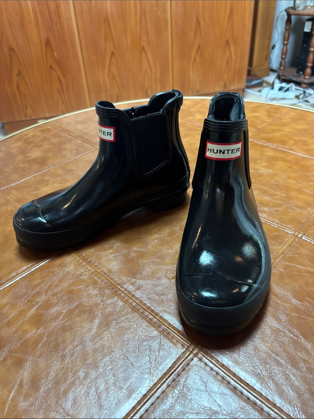 Hunter Black Gloss Chelsea Rain Boots